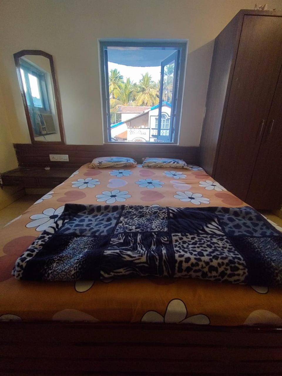 Ocean Front Hotel Murud  Bagian luar foto