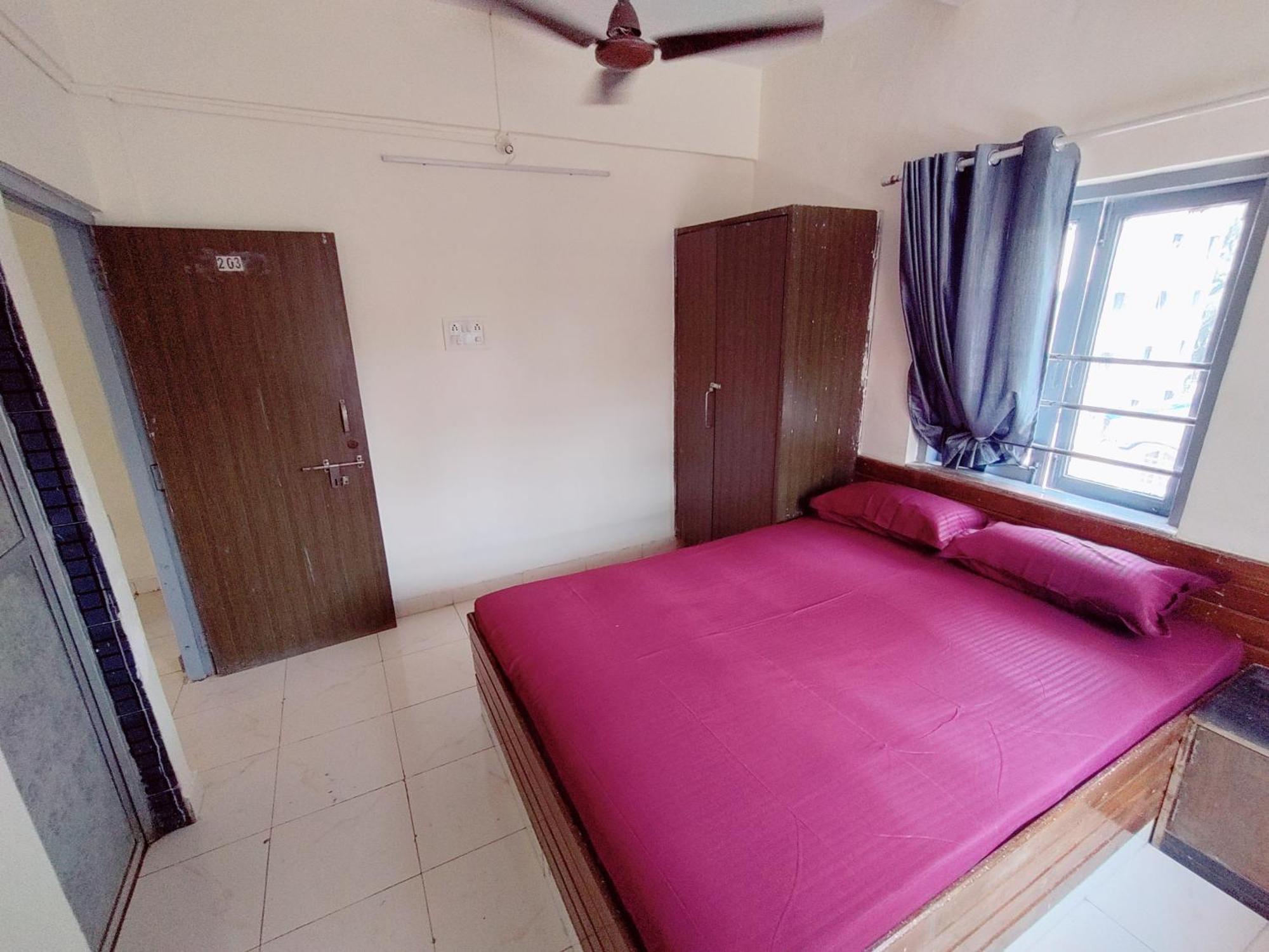 Ocean Front Hotel Murud  Bagian luar foto